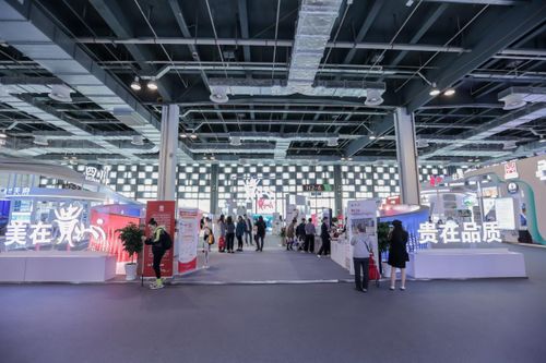 茅臺集團(tuán)亮相中國品牌發(fā)展國際論壇，以“一盤棋”姿態(tài)展家族風(fēng)采